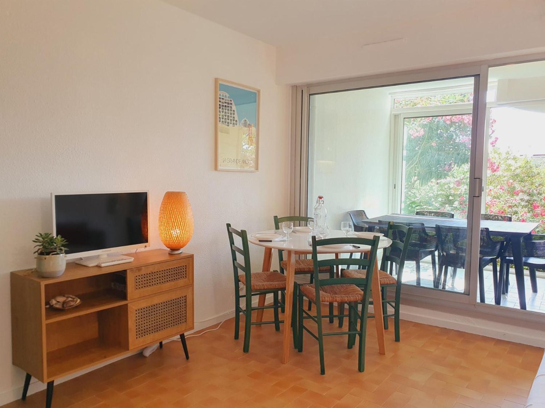 T2 Traversant Familial Cap Sud Parking Plages - Rossiconciergerie - Linge En Option La Grande Motte Ngoại thất bức ảnh
